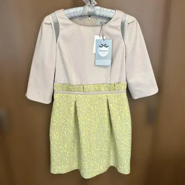 리랜드트루 도킹 원피스 사이즈 2