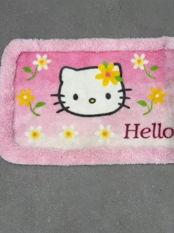 헬로키티 매트