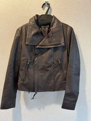 MOUSSY 가죽 라이더 자켓 가죽 자켓 혁잠