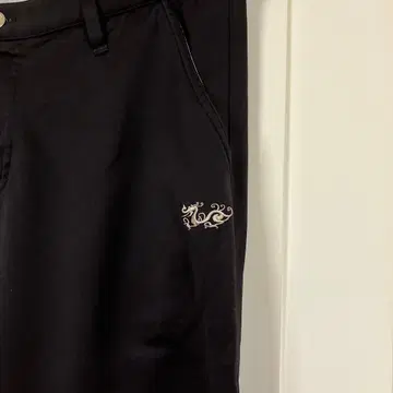 댄스 위드 드래곤 블랙 자수 로고 플리스 팬츠 사이즈 4