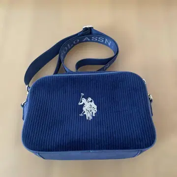 [ U.S. POLO ASSN. ] 코듀로이 숄더백