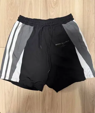 LYFT 하프 팬츠 M 사이즈