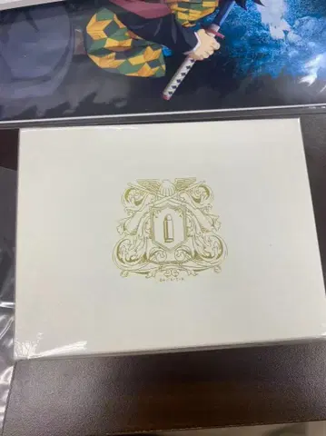 REBORN 아니카페 기프트 박스 츠나요시