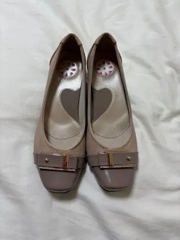 베이지 플랫 펌프스 22.5cm