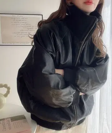 블랙 가죽 자켓 오버 사이즈