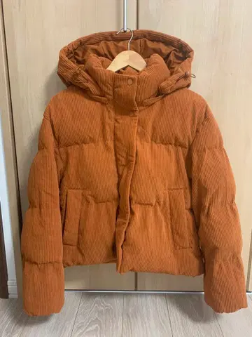 가격 인하 불가 GU 코듀로이 다운 자켓 M