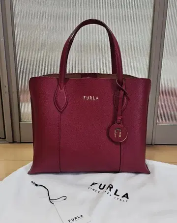 훌라 VITTORIA 토트백 성숙/러블리