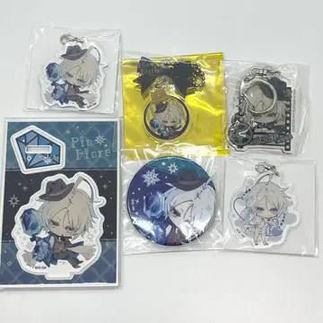 피오피오레의 만종 단테 아크릴 스탠드 캔뱃지 키링 참