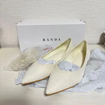 [ 박스 있음 ] RANDA 2way 플랫 라메 펌프스