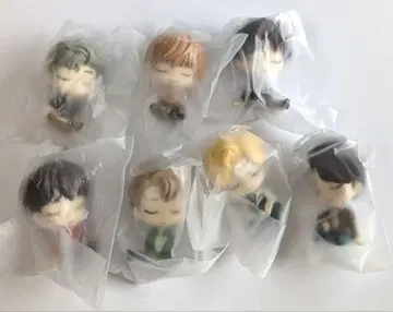 어깨 쿵 Fig. TinyTAN 타이니탄 전 7종 세트