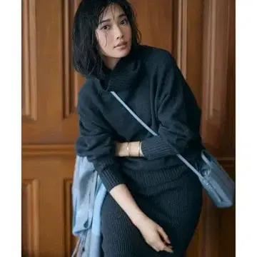 23구 울 캐시미어 블렌드 벌키 터틀넥 니트