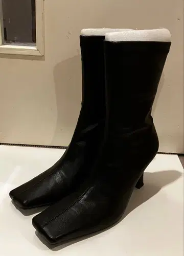 미라 오웬 스퀘어 스트레치 부츠 블랙 37 (23.5cm)