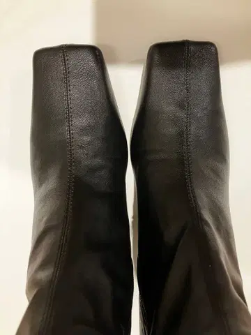 미라 오웬 스퀘어 스트레치 부츠 블랙 37 (23.5cm)