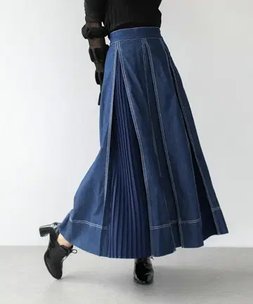 Bou Jeloud 부즈루드 턱 플리츠 스커트 블루