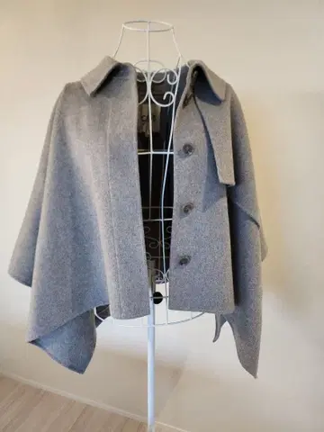 코스 COS 케이프 하프 코트