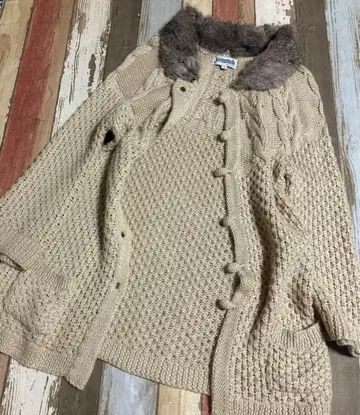 호코모모라 퍼 옷깃 가디건