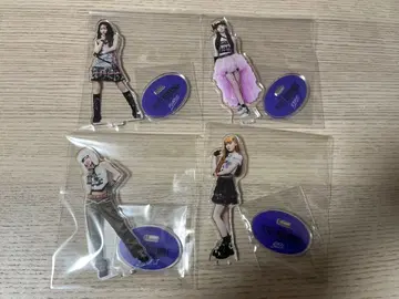 IS:SUE 아크릴 스탠드 묶음 판매