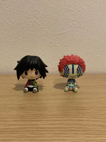 귀멸의 칼날 쵸코놋코 토미오카 기유, 아카자