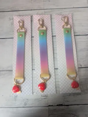 컬러풀 피치 유안군 공식 스트랩