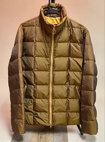 유니클로 다운 코트 (다운 90% 페더 10%) L