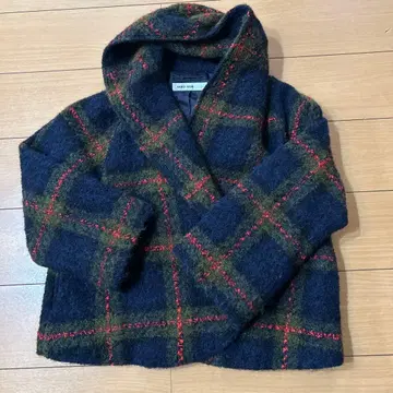 KEIKO KISHI 체크 무늬 후드 부착 코트