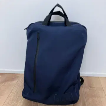 [ 새상품급 ] atoms 네이비 백팩