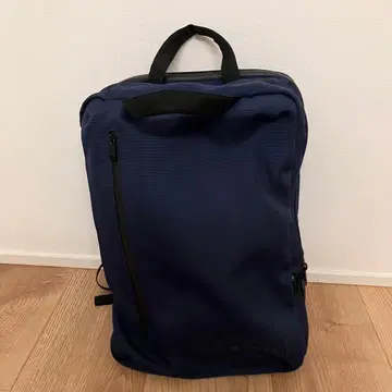 [ 새상품급 ] atmos 네이비 백팩