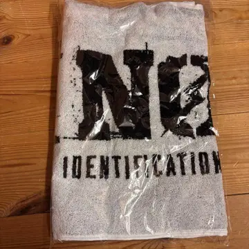 SUPER BEAVER NOiD 타월 화이트 블랙