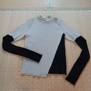 UNITED TOKYO 바이컬러 긴팔 (탈부착 가능) 하이넥 니트