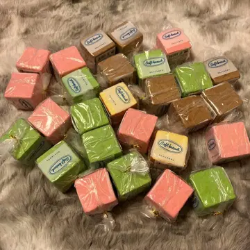 향기 나는 스퀴즈 소프트 브레드 27개 세트