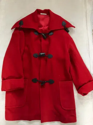 MONTGOMERY 빨간색 더플 코트