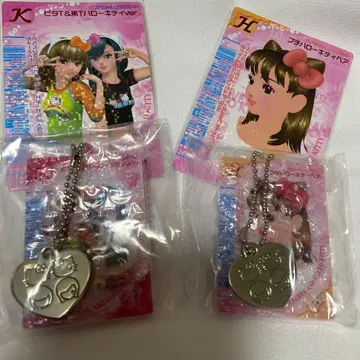 산리오 러브 and 베리 참&카드 피타T & 블랙T 프티 헬로키티