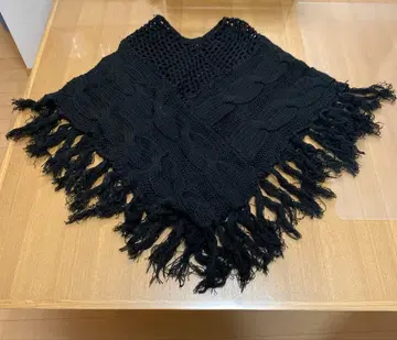 CECIL McBEE 블랙 판초 사이즈 M