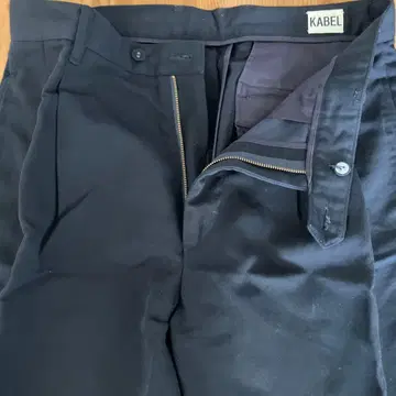 KABEL 블랙 슬랙스 모 66% 린넨 34%