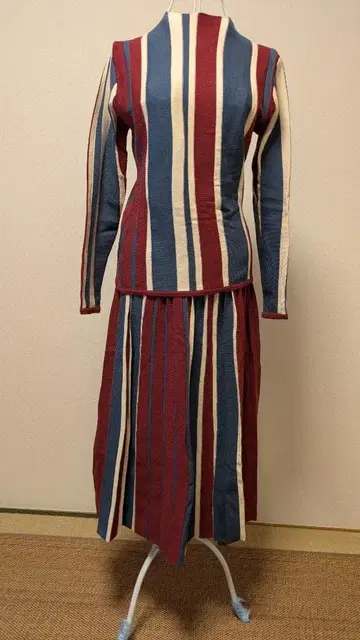 스트라이프 니트 셋업