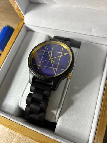 NOZ 라피스 라줄리 손목시계