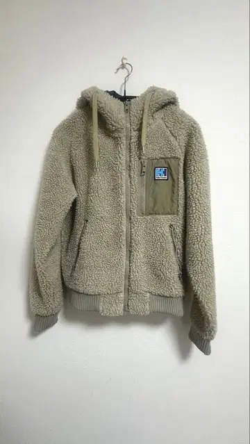 헬리한센 후드 부착 플리스 자켓