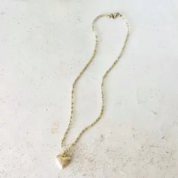 빔즈 하트 비즈 목걸이