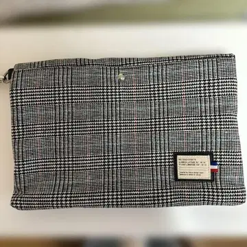 체크 무늬 클러치백 (남성용)