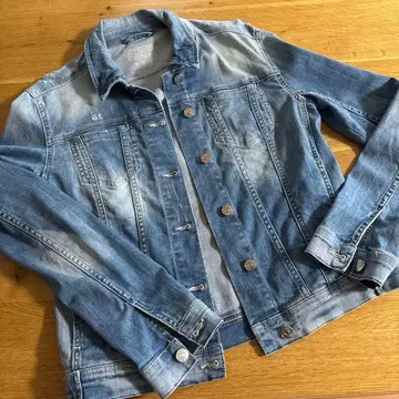 ZARA 자라 데님 자켓 데미지 가공 데님 M