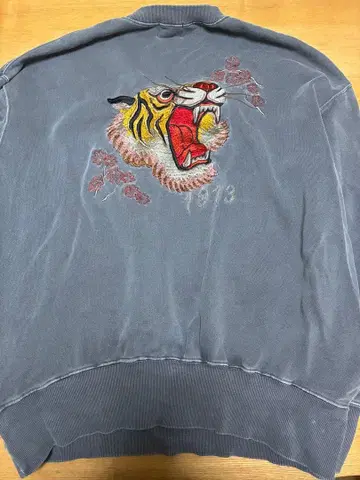 Schott 그레이 스웨트 셔츠 호랑이 자수