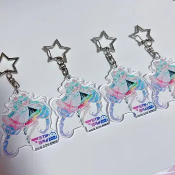 매지컬 미라이 2021 아크릴 키링 가챠 하츠네 미쿠