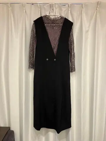 여성용 V넥 원피스 블랙