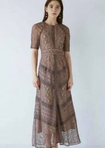 [] 새상품급 LADY 숄더 개더 레이스 맥시 원피스