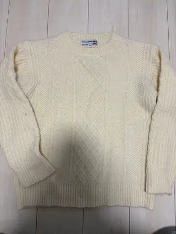 INES DE LA PRESSEANGE 케이블 니트 스웨터