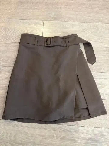 ING 잉그 브라운 랩스커트 숏팬츠풍