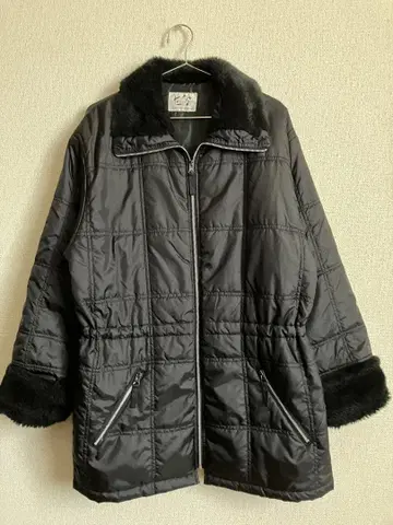 퍼 포함 퀼팅 자켓 블랙