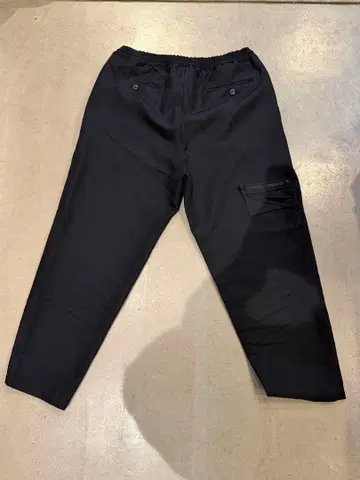 yoshio kubo 테이퍼드 슬랙스