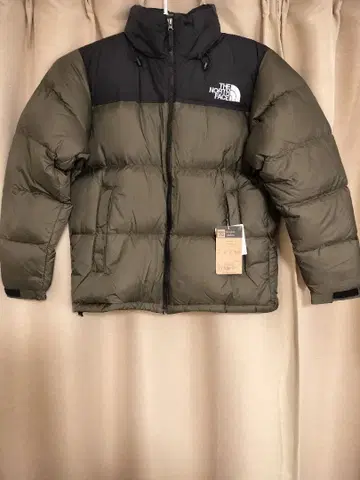 새상품 미사용 THE NORTH FACE 눕시 뉴트프 L 사이즈