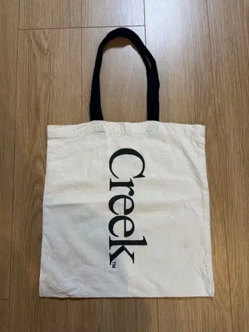 Creek 토트백 아이보리/블랙